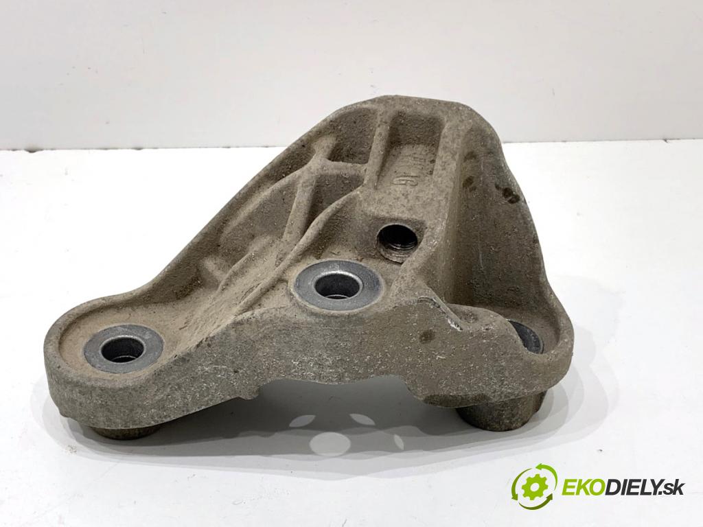 AUDI Q4 SUV 2023 150 kW 40 e-tron  Držiak Motor 1EA599125A