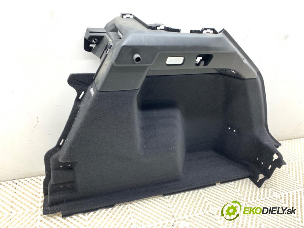 AUDI Q4 SUV 2023 150 kW 40 e-tron  čalúnenie kufra pravy 89A863880B