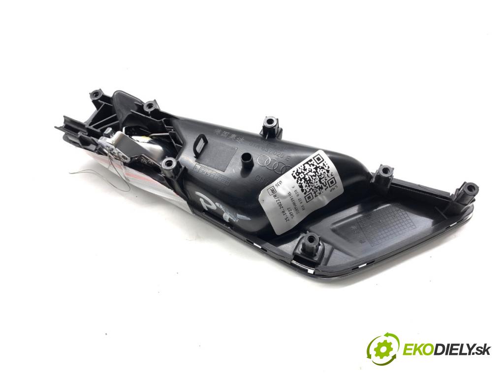 AUDI Q4 SUV 2023 150 kW 40 e-tron  Kľučka vnútorná pravy zad 81A837020E