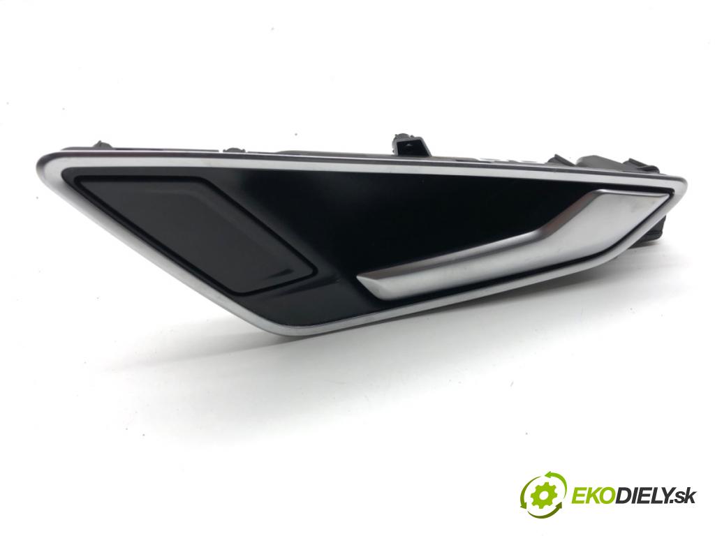 AUDI Q4 SUV 2023 150 kW 40 e-tron  Kľučka vnútorná pravy predný 81A837020A