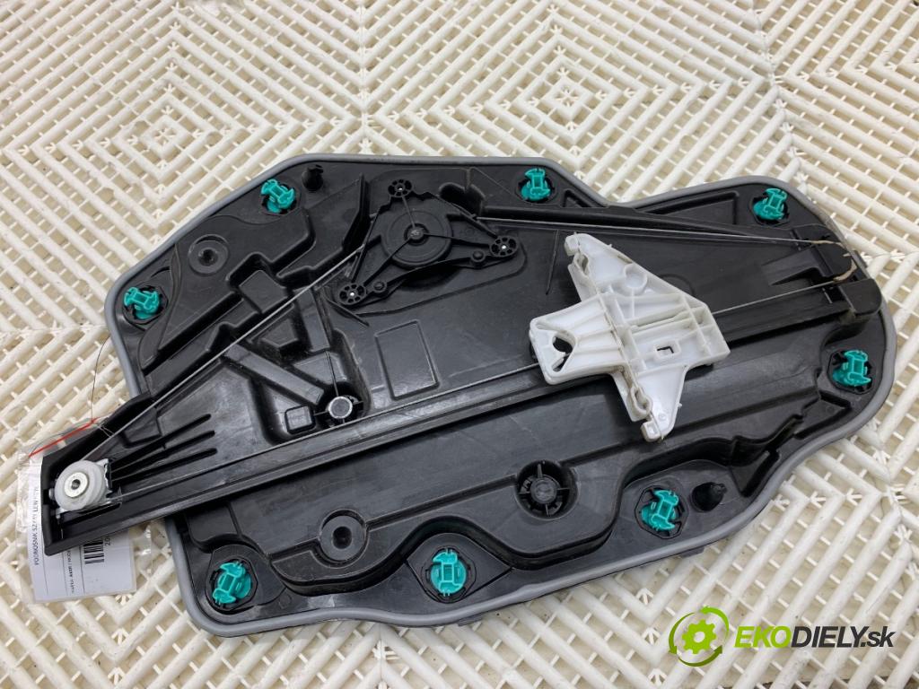 AUDI Q4 SUV 2023 150 kW 40 e-tron  mechanismus okna levý zadní část 11A839401D