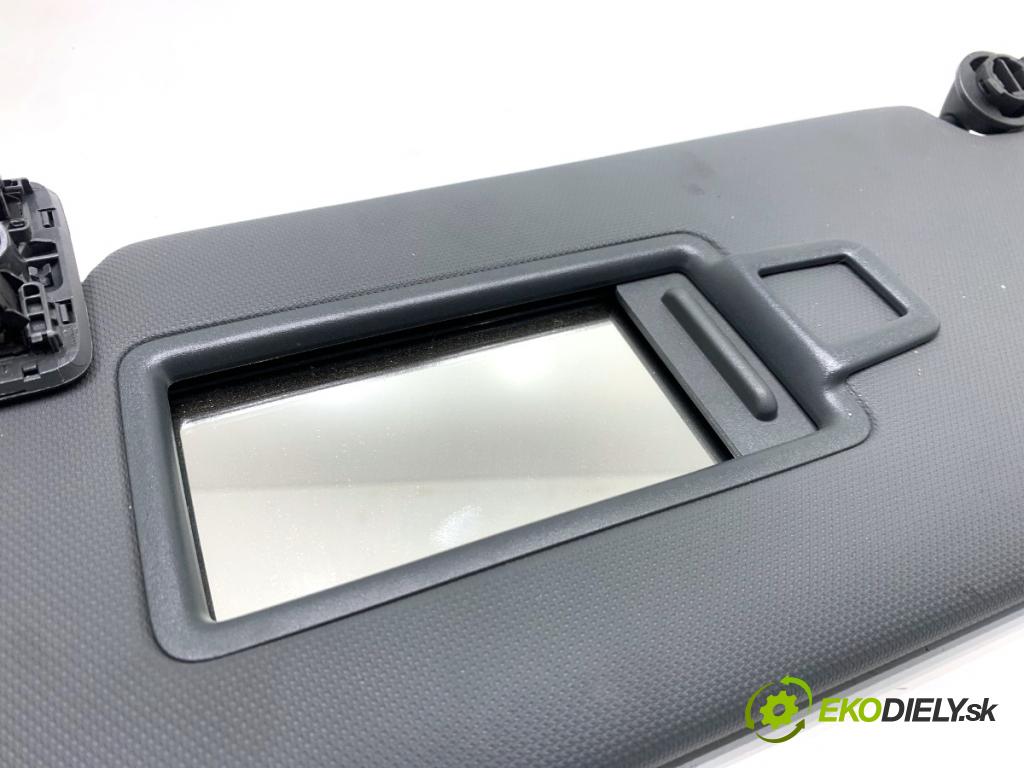 AUDI Q4 SUV 2023 150 kW 40 e-tron  clona sluneční levý