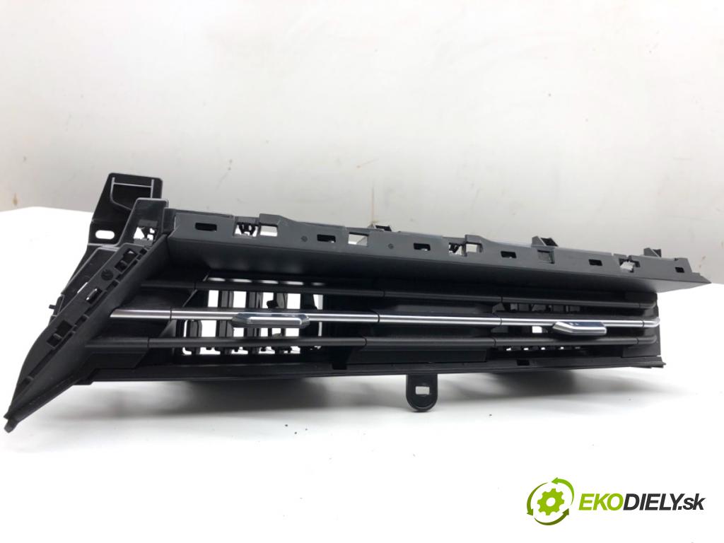 AUDI Q4 SUV 2023 150 kW 40 e-tron  Mriežky kúrenia pravy predný 89B820951A