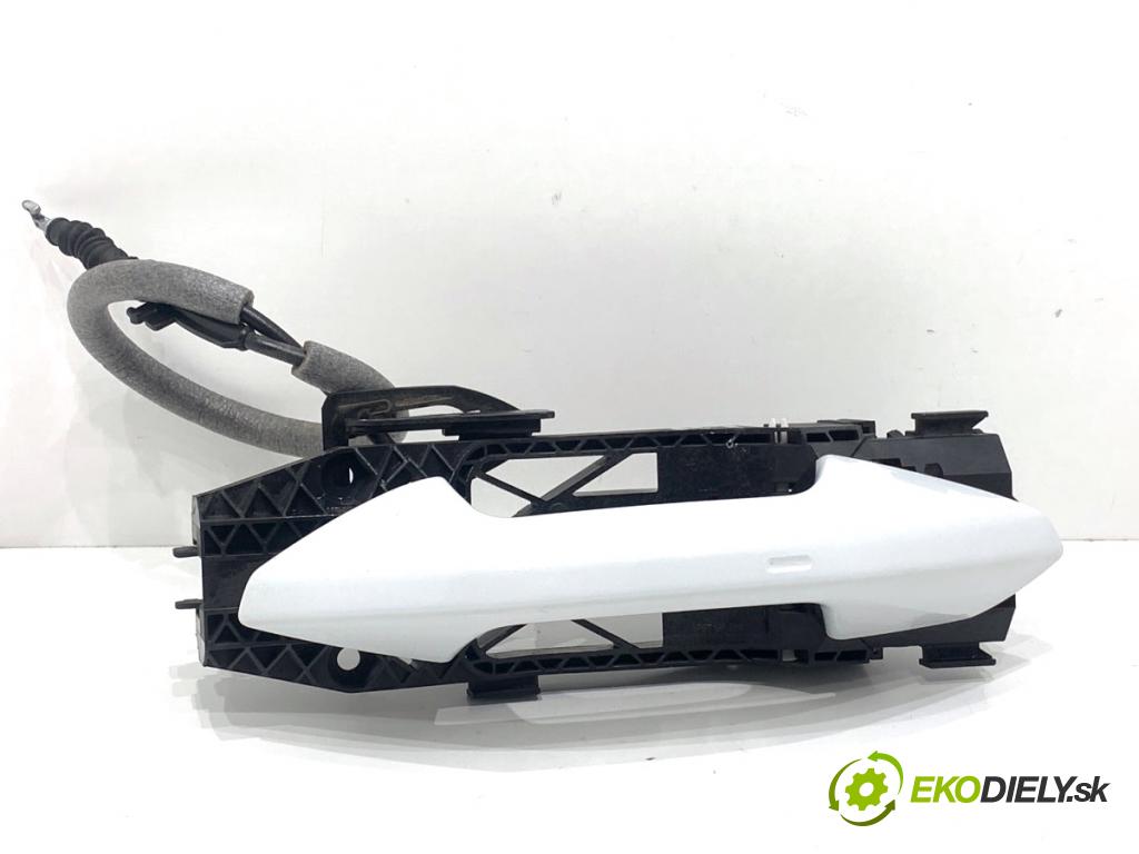 AUDI Q4 SUV 2023 150 kW 40 e-tron  klika vnejší pravý zadní část 