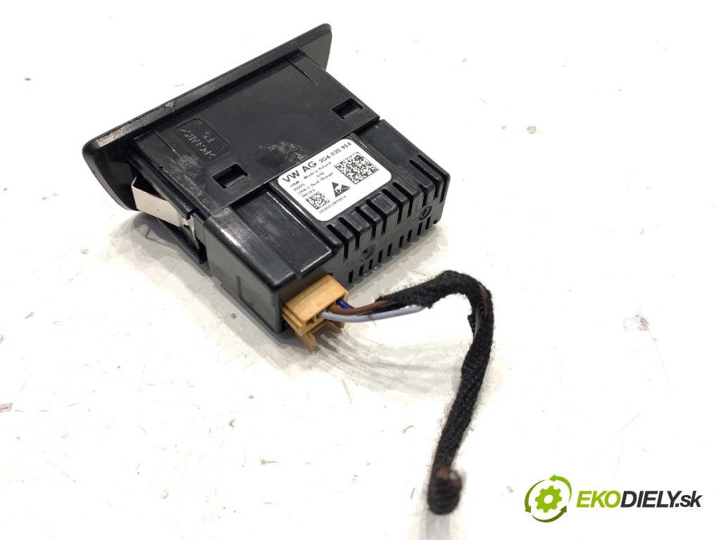 AUDI Q4 SUV 2023 150 kW 40 e-tron HNÍZDO: USB 2G6035954