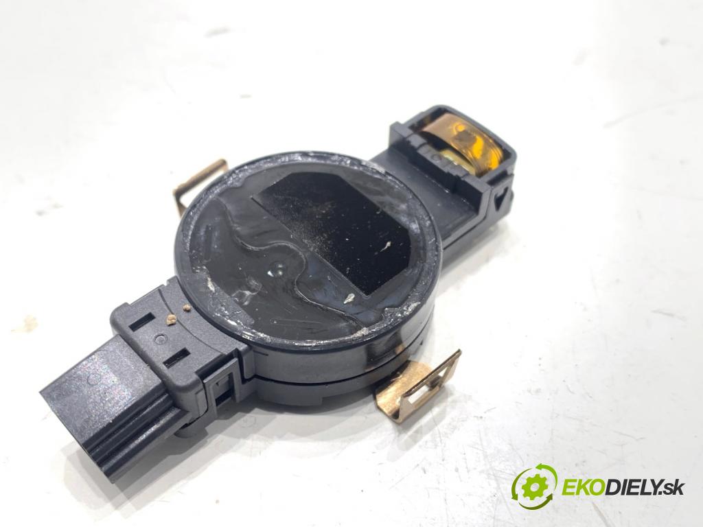 AUDI Q4 SUV 2023 150 kW 40 e-tron  Snímač dažďa 89A955555A (Snímač dažďa)