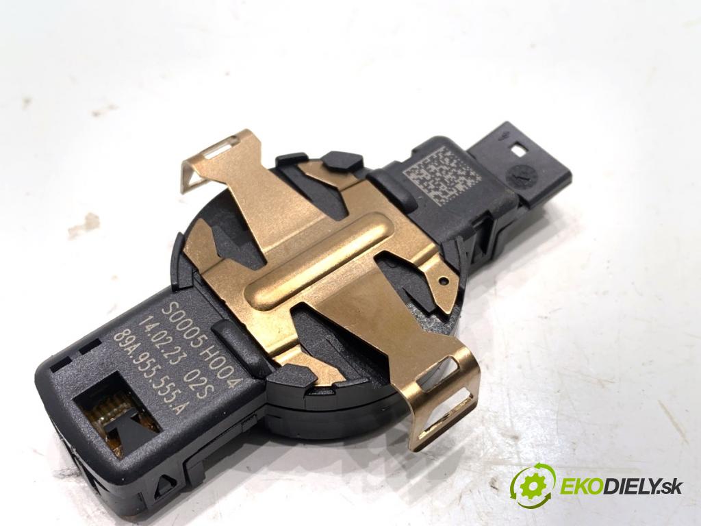 AUDI Q4 SUV 2023 150 kW 40 e-tron Snímač dažďa 89A955555A (Snímač dažďa)