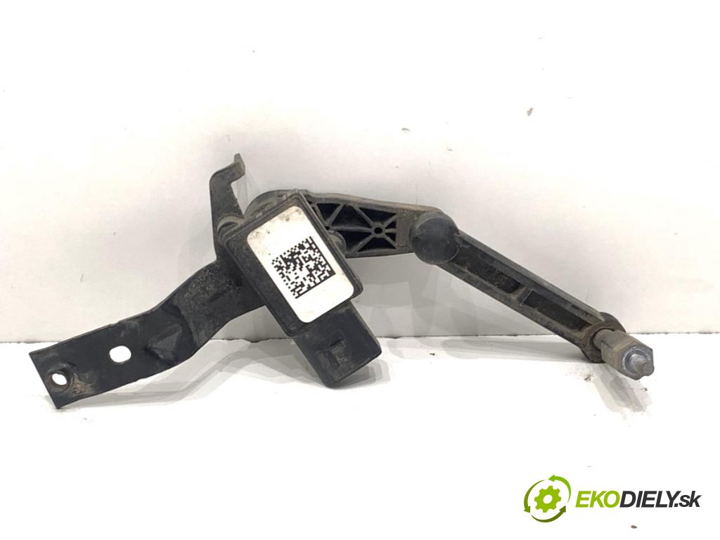 AUDI Q4 SUV 2023 150 kW 40 e-tron  Snímač XENON zad ľavy 5WA907127