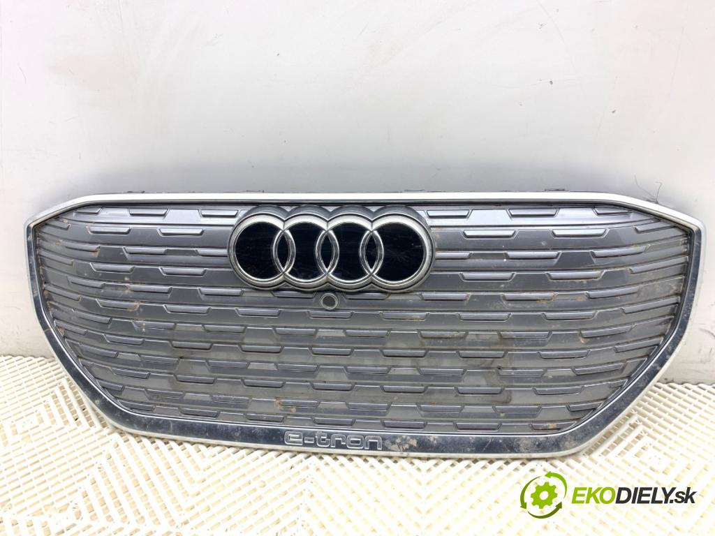 AUDI Q4 SUV 2023 150 kW 40 e-tron  Mriežka maska 89A853653A (Mriežka predná (maska chladiča))