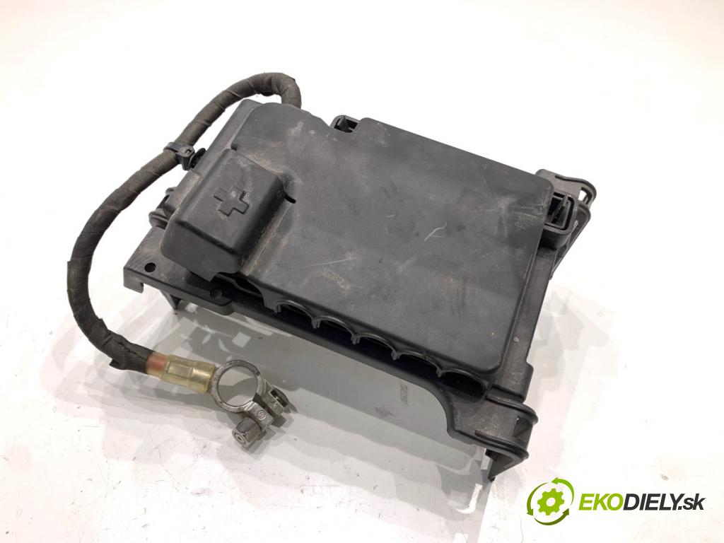 AUDI Q4 SUV 2023 150 kW 40 e-tron  svorka plus 1EA937548A