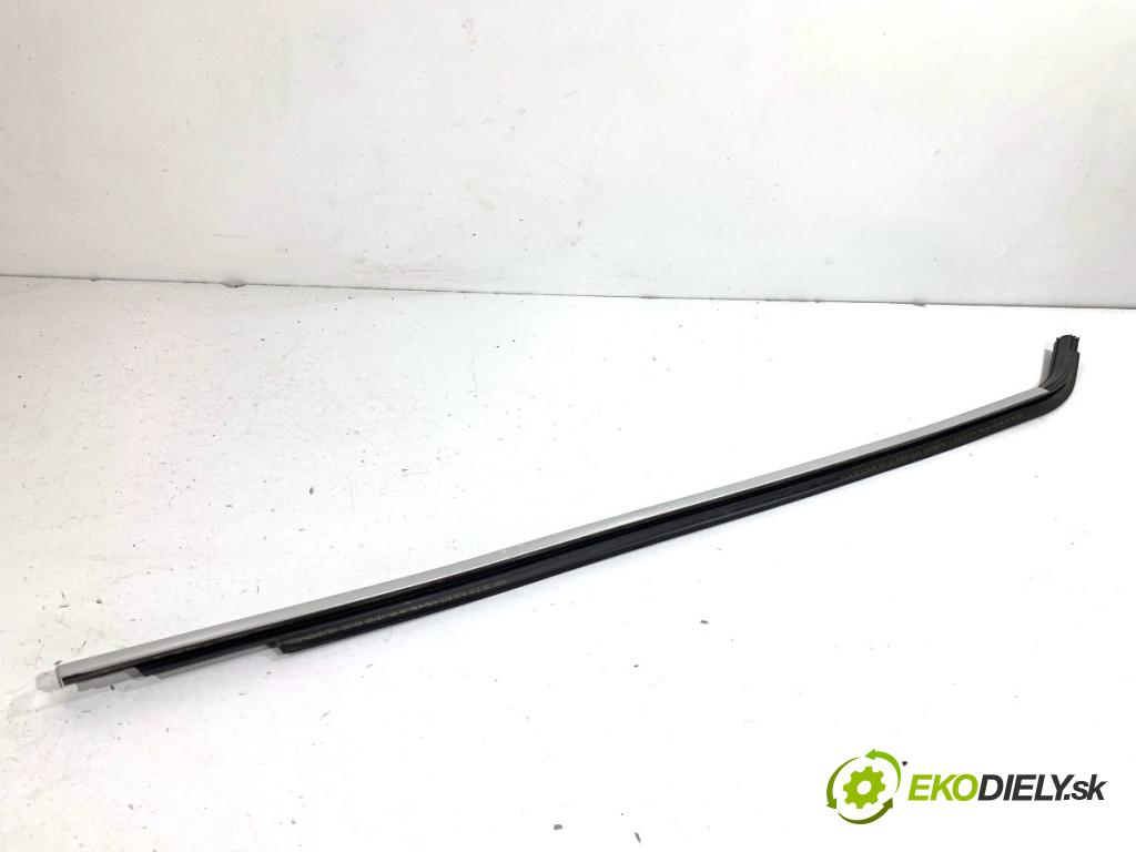 AUDI Q4 SUV 2023 150 kW 40 e-tron  Lišta Sbírání: predný pravy 89A839475