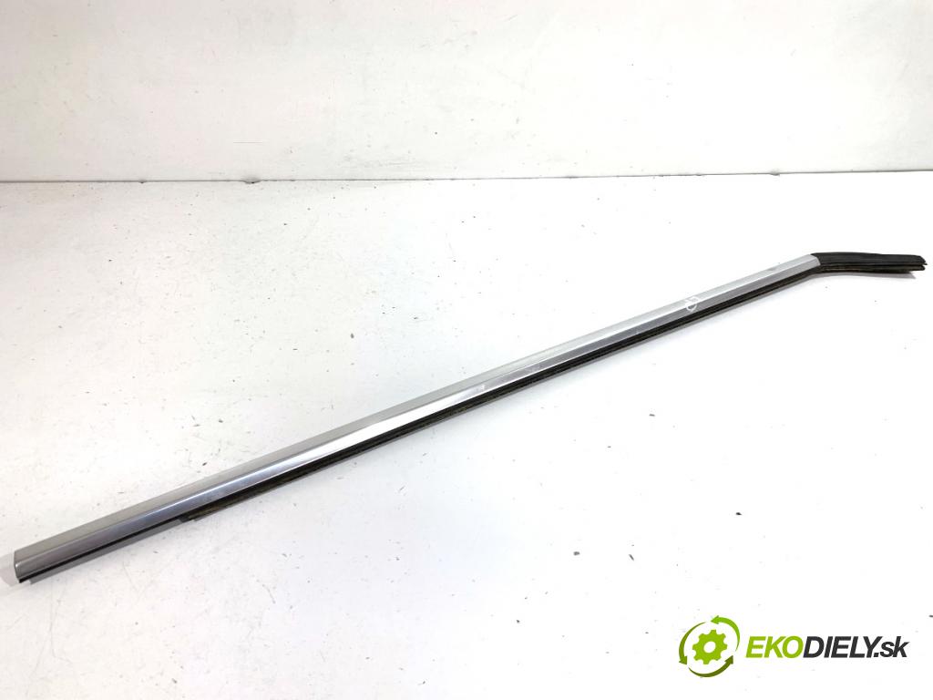 AUDI Q4 SUV 2023 150 kW 40 e-tron  lišta Sbírání: přední část levý 89A839475