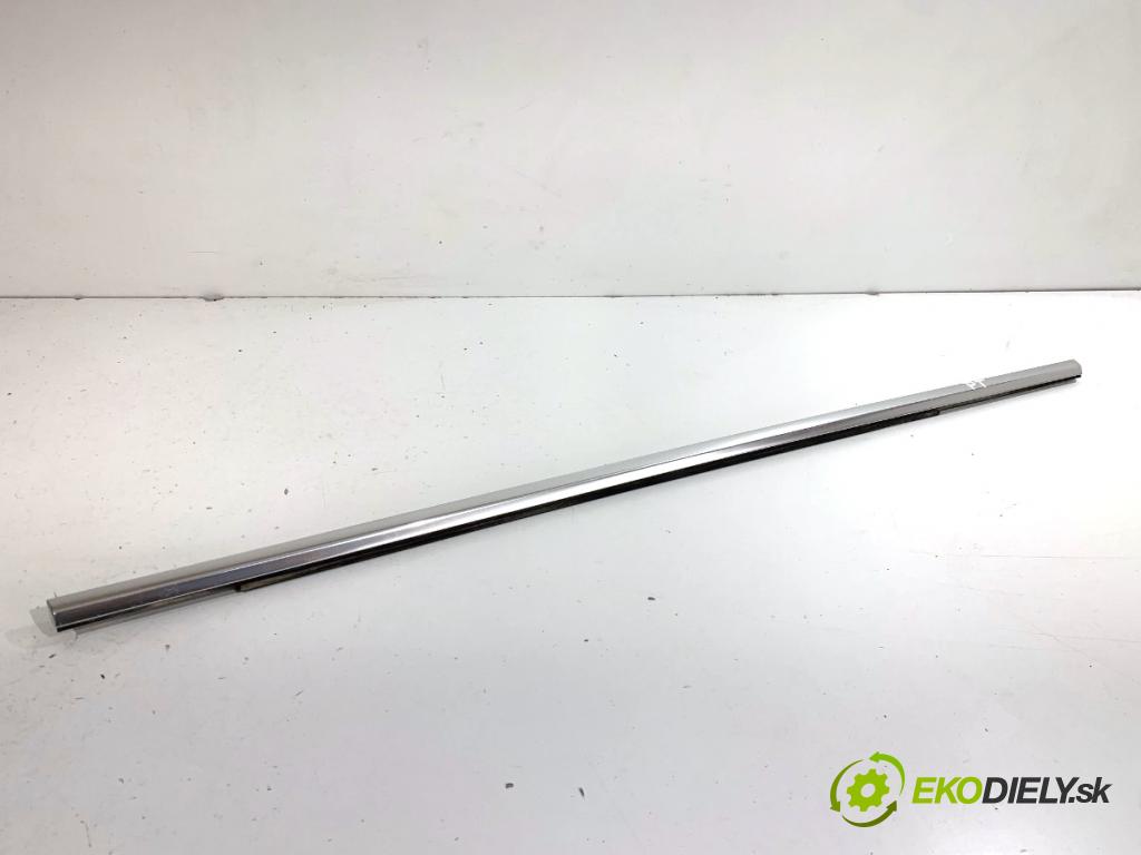 AUDI Q4 SUV 2023 150 kW 40 e-tron  lišta Sbírání: zadní část pravý 89A839475