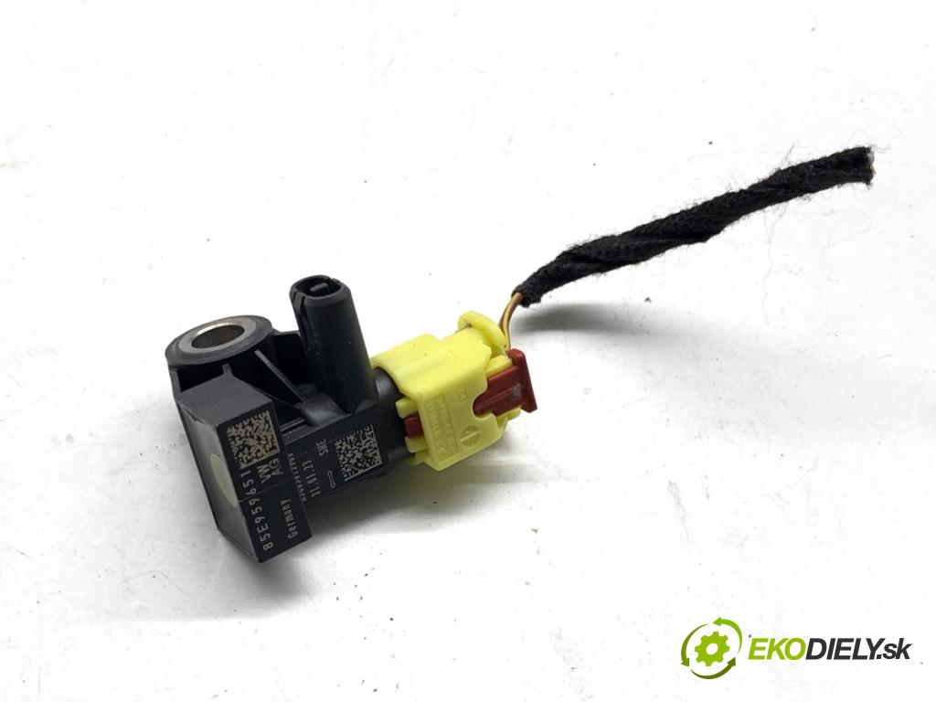 AUDI Q4 SUV 2023 150 kW 40 e-tron  snímač nárazu 85E959651 (Snímač nárazu)