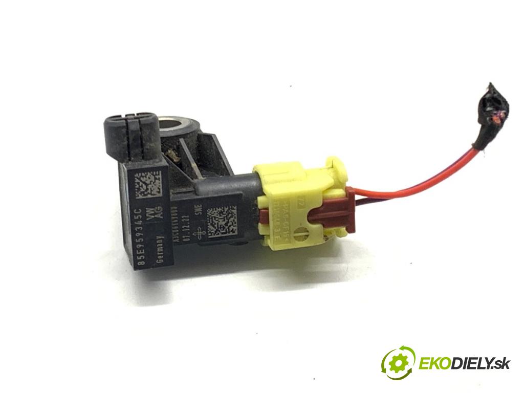 AUDI Q4 SUV 2023 150 kW 40 e-tron  snímač nárazu 85E959345C (Snímač nárazu)