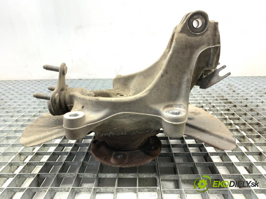 AUDI Q4 SUV 2023 150 kW 40 e-tron  náboj pravy predný 5QF501611D