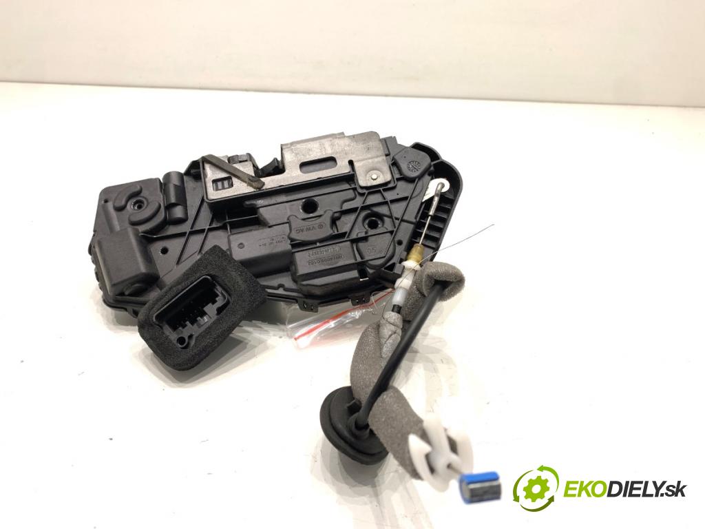 AUDI Q4 SUV 2023 150 kW 40 e-tron zámok Dvere pravy zad 5TA839016T