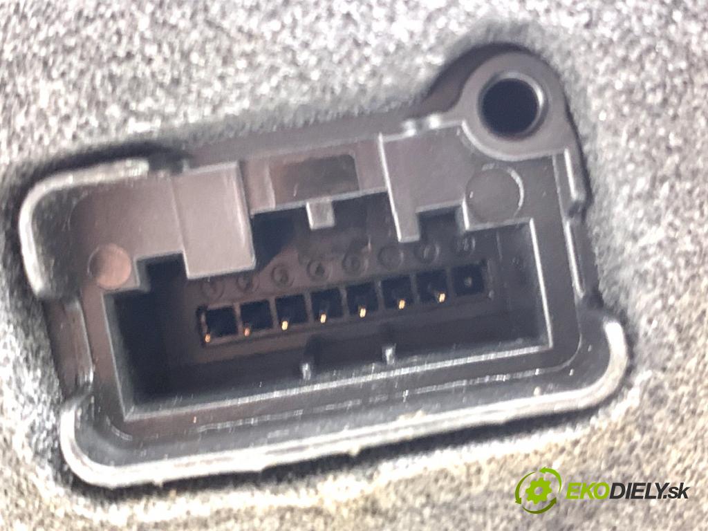 AUDI Q4 SUV 2023 150 kW 40 e-tron  zámok Dvere pravy predný 5TB837016D