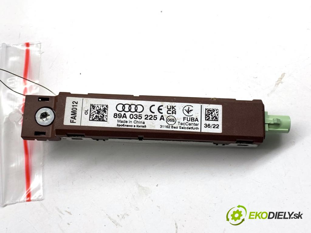 AUDI Q4 SUV 2023 150 kW 40 e-tron  zesilovač Antenní: 89A035225A (Zesilovač)