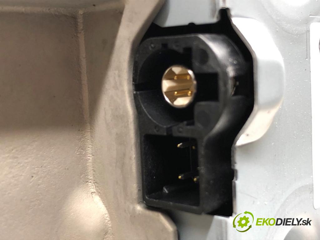 AUDI Q4 SUV 2023 150 kW 40 e-tron  Dislpej 89A919604 (Prístrojová doska)