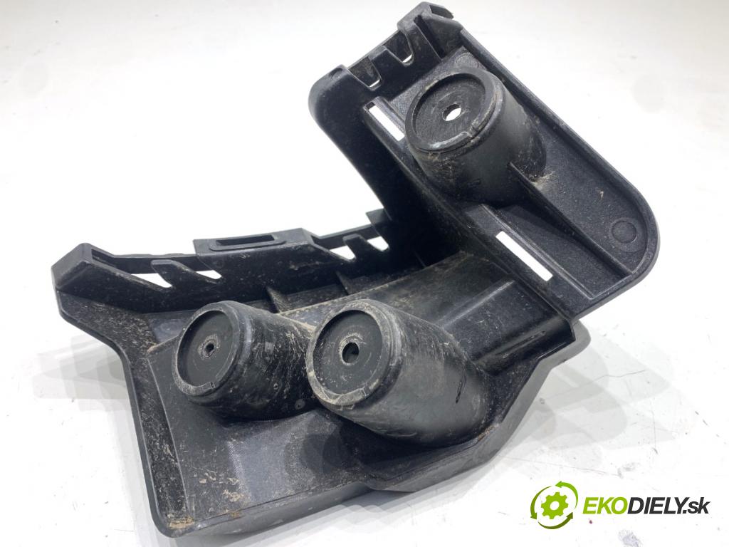 AUDI Q4 SUV 2023 150 kW 40 e-tron  Úchyt nárazníka pravy zad 89A807394