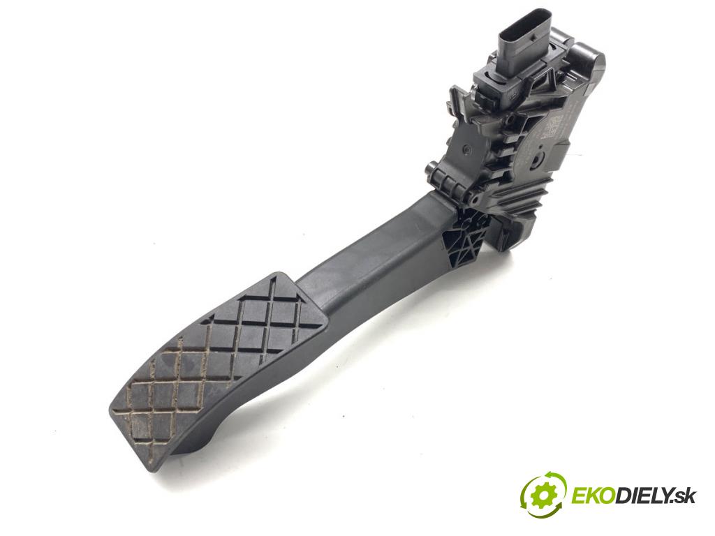 AUDI Q4 SUV 2023 150 kW 40 e-tron  Potenciometer plynu 1EB723503 (Potenciometer plynového pedálu)