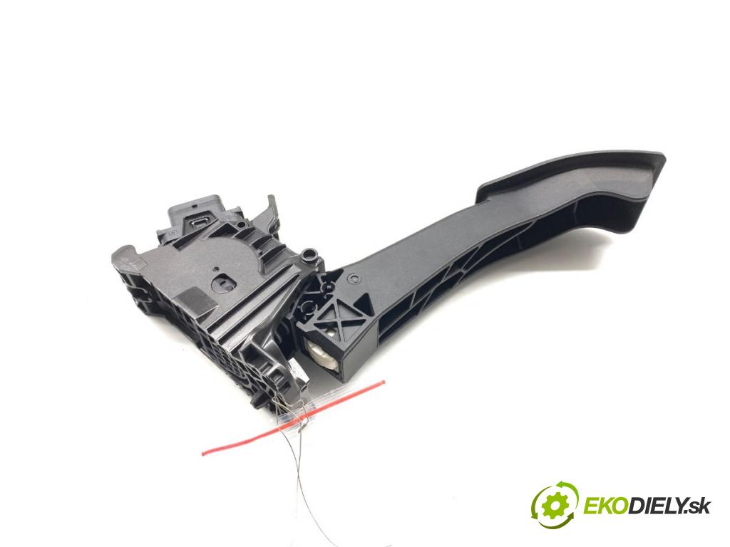 AUDI Q4 SUV 2023 150 kW 40 e-tron  potenciometr plynového pedálu 1EB723503 (Potenciometr plynového pedálu)