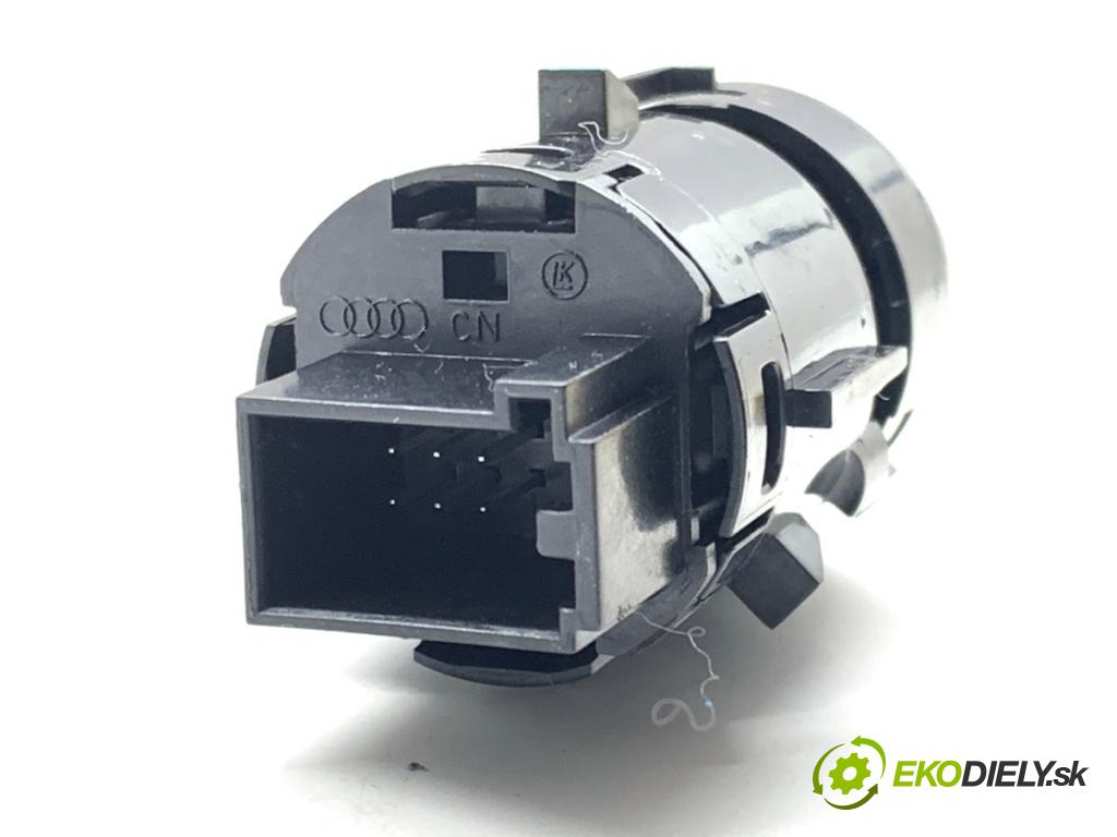 AUDI Q4 SUV 2023 150 kW 40 e-tron  vypínač ZAPALOVÁNÍ: START/STOP 83A905217B