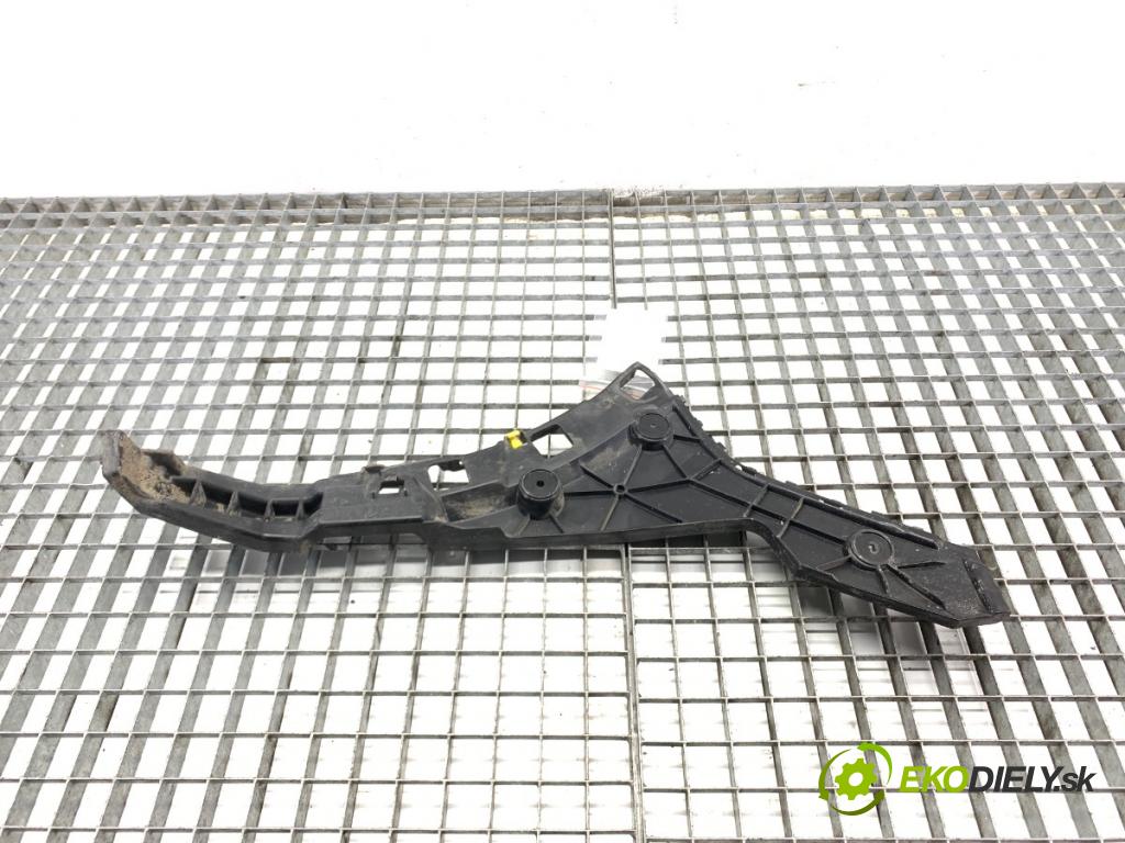 AUDI Q4 SUV 2023 150 kW 40 e-tron  Úchyt nárazníka pravy zad 89A807378A