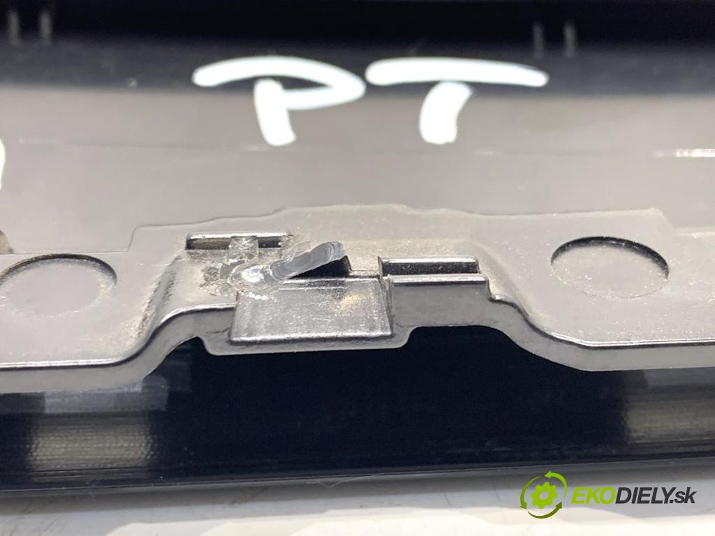 AUDI Q4 SUV 2023 150 kW 40 e-tron Clona stĺpika Dvere zad pravy 89A839902