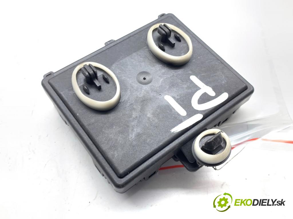 AUDI Q4 SUV 2023 150 kW 40 e-tron  Modul Dvere zad pravy 1EB959596A