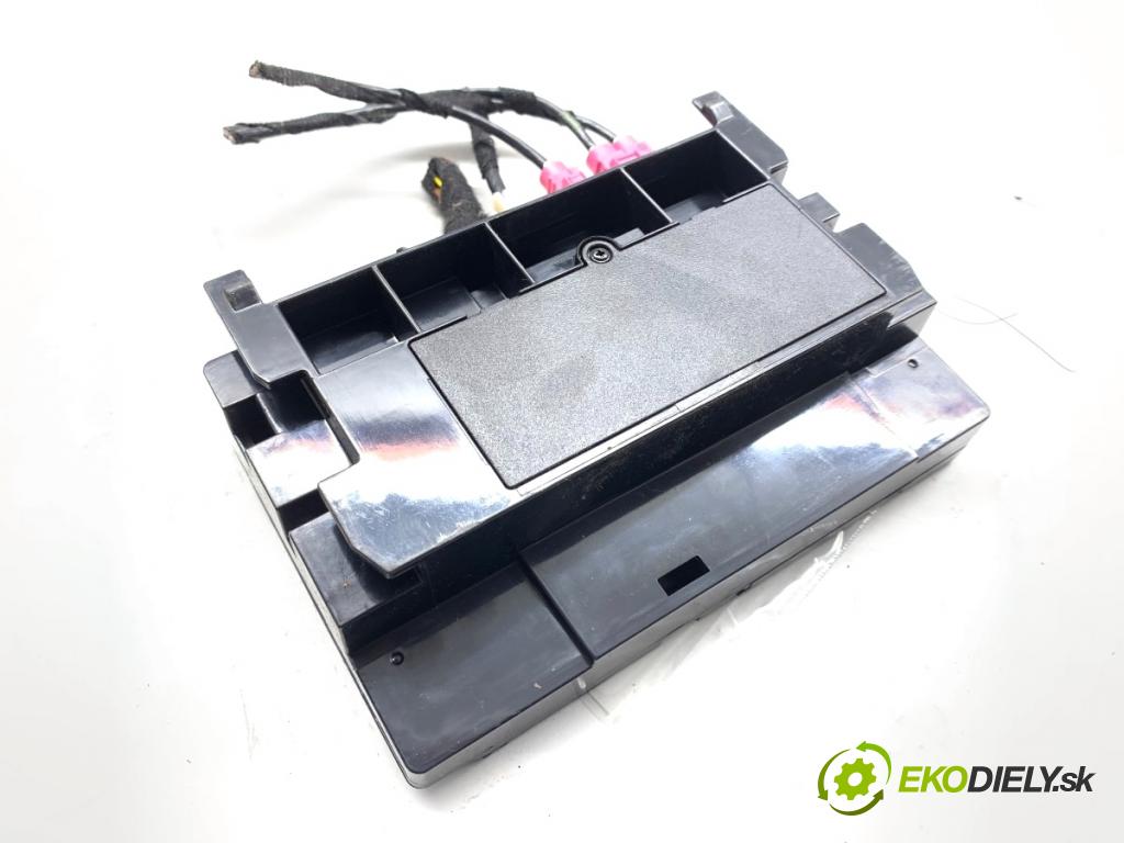 AUDI Q4 SUV 2023 150 kW 40 e-tron  modul řídící jednotka ONLINE 10A035284G