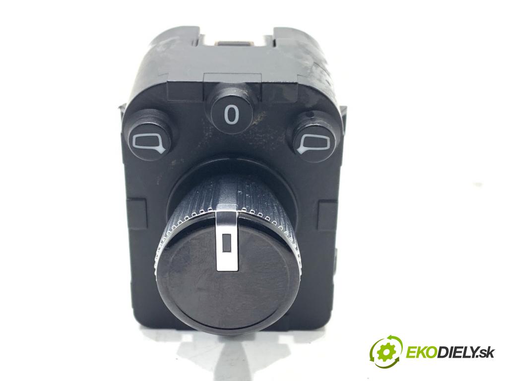 AUDI Q4 SUV 2023 150 kW 40 e-tron  Prepínač nastavenia spätných zrkadiel 4N0959565A (Prepínacie páčky pod volantom)