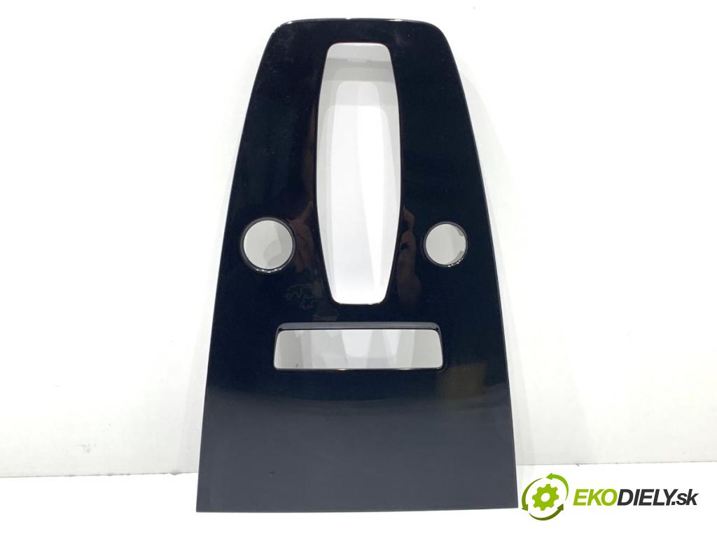 AUDI Q4 SUV 2023 150 kW 40 e-tron  kryt rámeček 89A864261