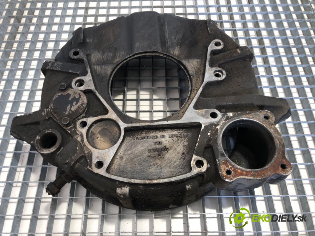 --- ---  1996    Obal spojky 3903287