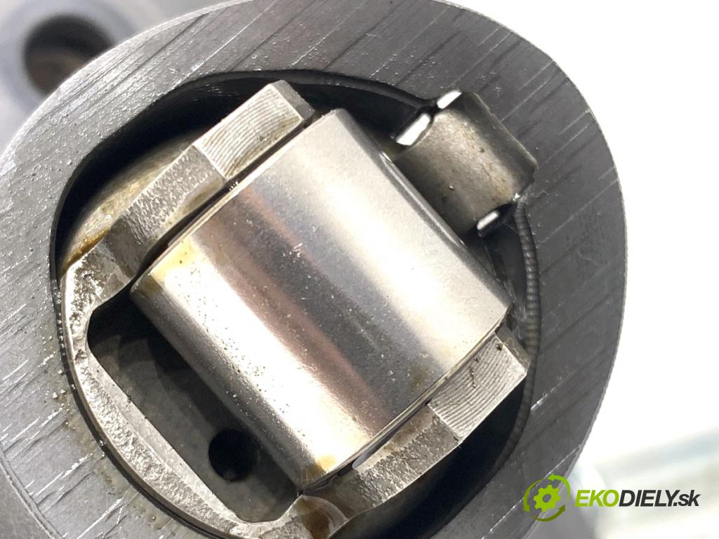 LEXUS IS sedan 2019 133 kW 300h (AVE30_) 2494 Pumpa vysokého tlaku 23221-38080