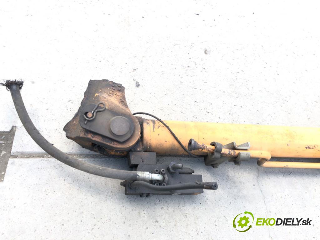 --- ---  1996    teleskop hydraulický