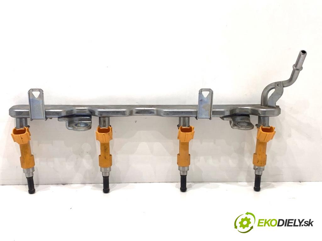 LEXUS IS sedan 2019 133 kW 300h (AVE30_) 2494 lišta vstřikovací VSTŘIKOVAČE: 23250-36020