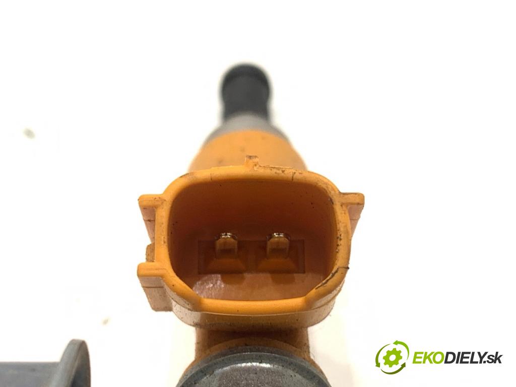 LEXUS IS sedan 2019 133 kW 300h (AVE30_) 2494 Lišta vstrekovacia VSTRIEKOVAČE: 23250-36020