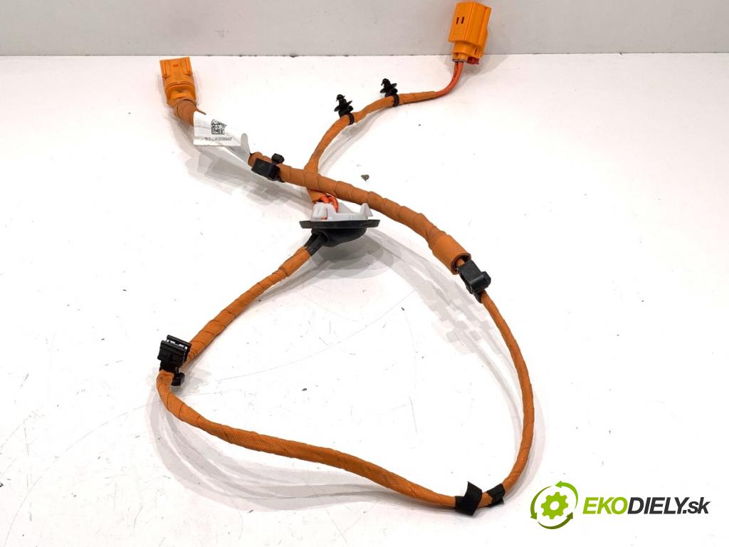 AUDI Q4 SUV 2023 150 kW 40 e-tron  trubka vysokého NAPĚTÍ: 1EA971475E