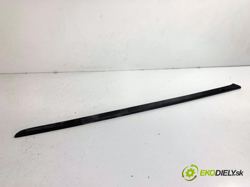 AUDI Q4 SUV 2023 150 kW 40 e-tron  Lišta okna čelovej ľavá strana 89A854327