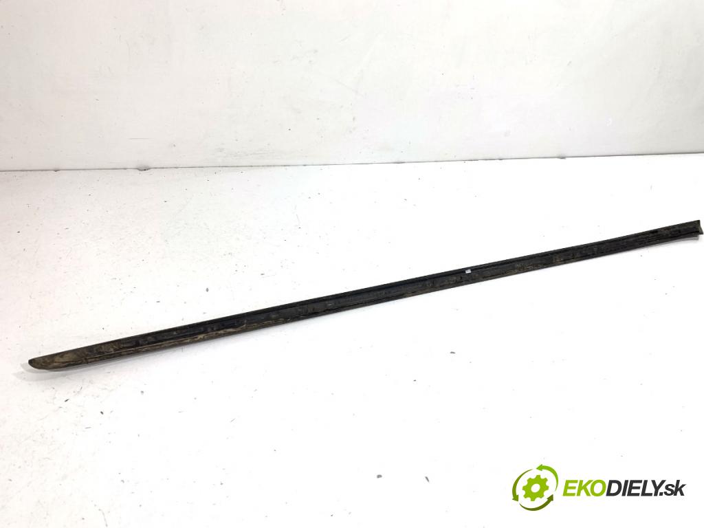 AUDI Q4 SUV 2023 150 kW 40 e-tron  Lišta okna čelovej ľavá strana 89A854327