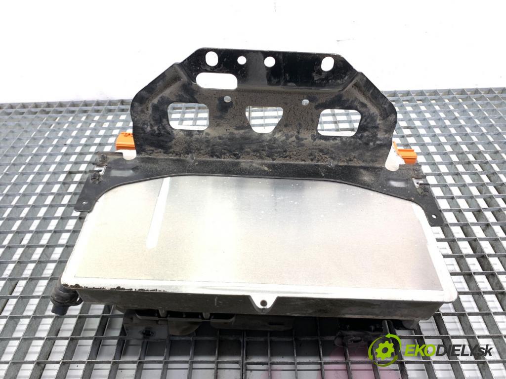 AUDI Q4 SUV 2023 150 kW 40 e-tron NABÍJAČKA: BATERIE: vysokého NAPÄTIA: 1EA915684EG