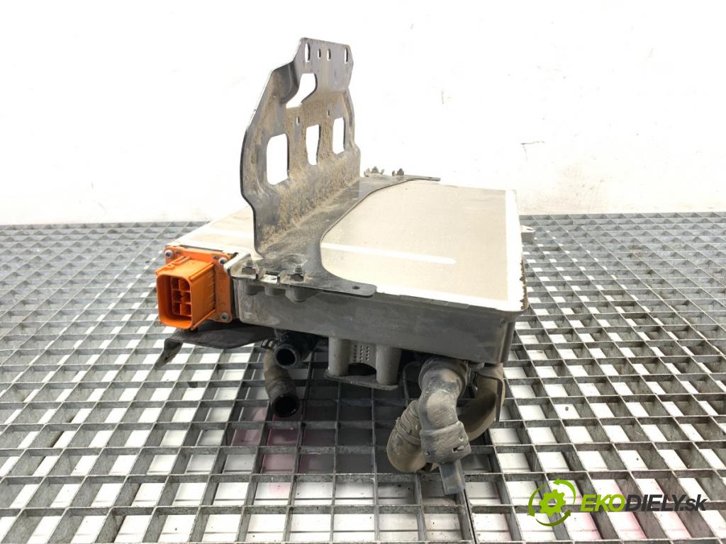 AUDI Q4 SUV 2023 150 kW 40 e-tron NABÍJAČKA: BATERIE: vysokého NAPÄTIA: 1EA915684EG