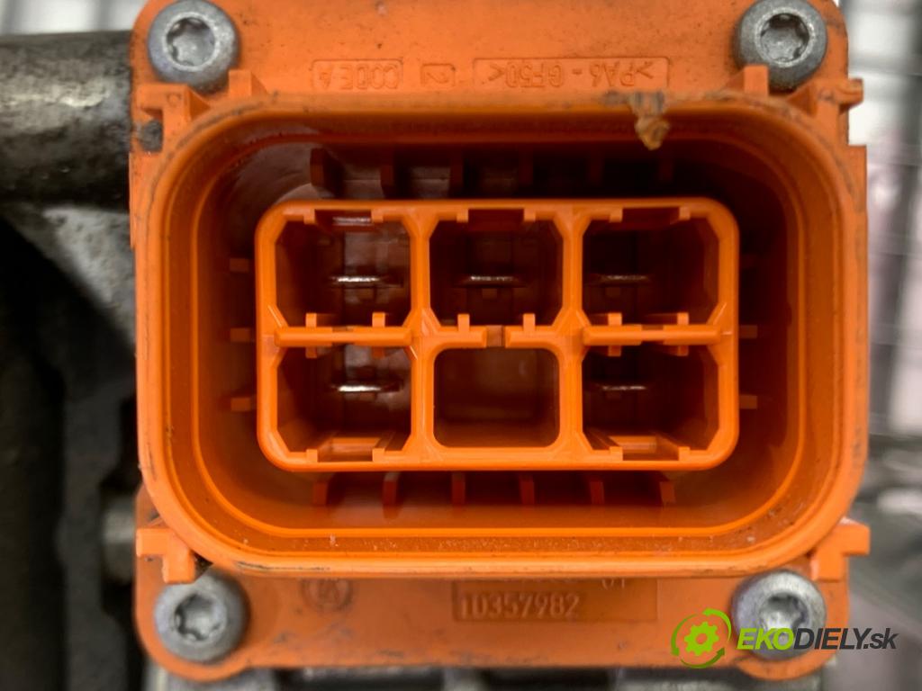 AUDI Q4 SUV 2023 150 kW 40 e-tron NABÍJAČKA: BATERIE: vysokého NAPÄTIA: 1EA915684EG