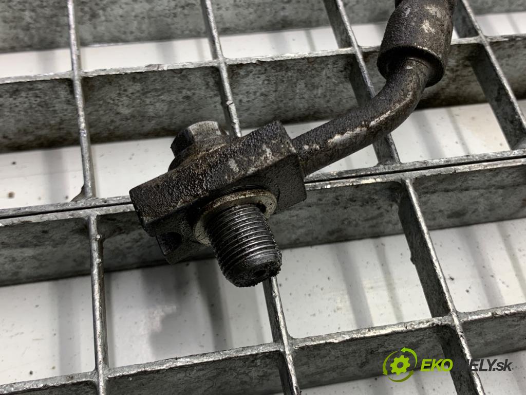 AUDI Q4 SUV 2023 150 kW 40 e-tron  Rúrka BRZDA: zad pravy 1EA614782E