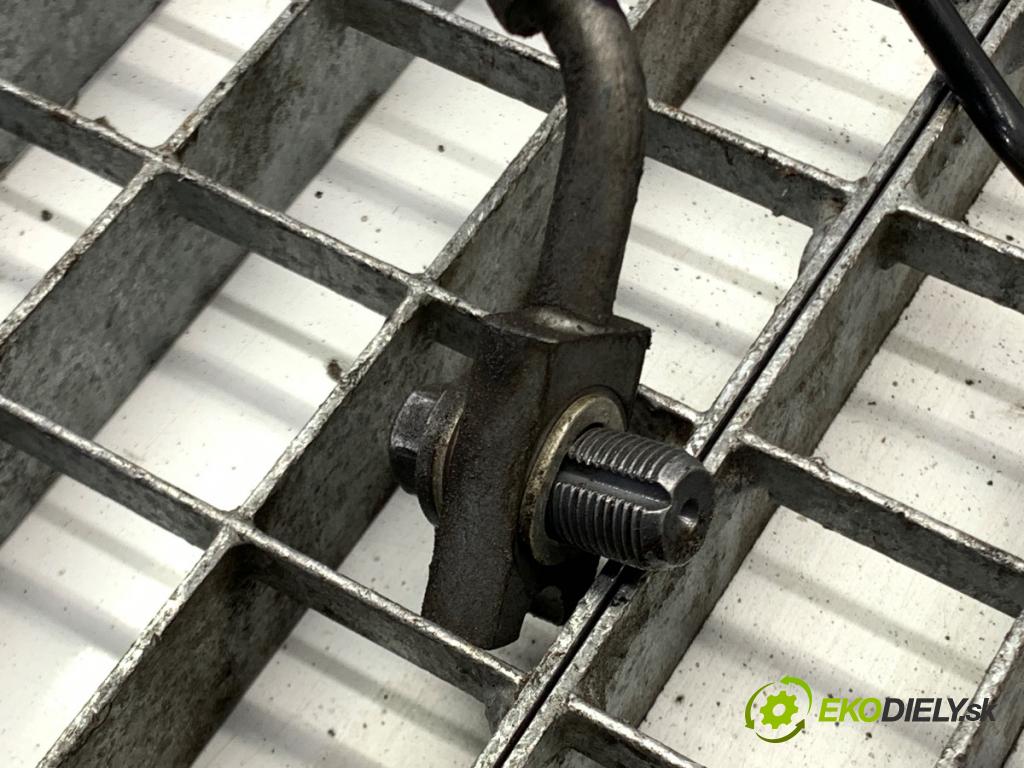 AUDI Q4 SUV 2023 150 kW 40 e-tron  Rúrka BRZDA: zad ľavy 1EA614781E