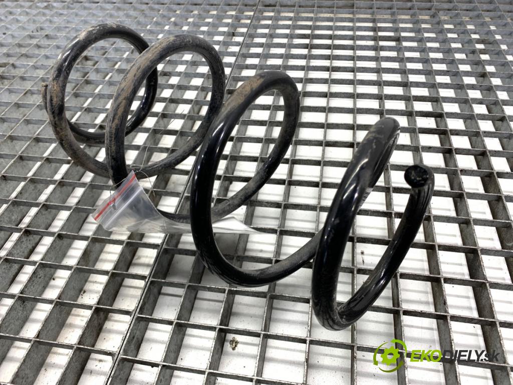 AUDI Q4 SUV 2023 150 kW 40 e-tron  Pružina predný  (Kľučka dverí ostatné)