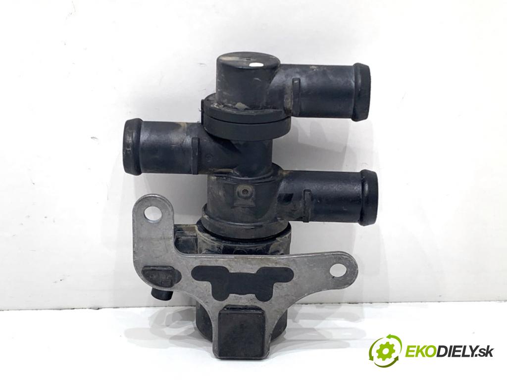 AUDI Q4 SUV 2023 150 kW 40 e-tron  magnetický ventil vody 1EA906457 (Elektrosoučásti ostatní)