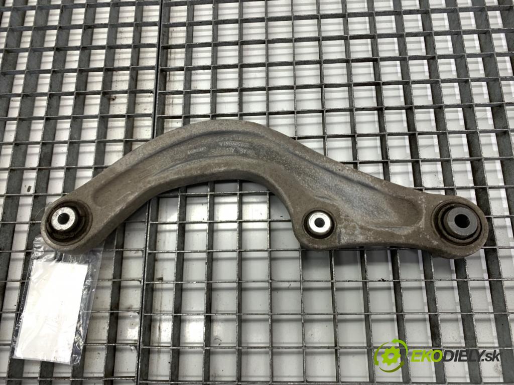 AUDI Q4 SUV 2023 150 kW 40 e-tron  rameno pravý zadní část 1EA505361A